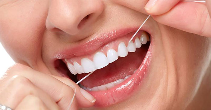 نخ دندان کشیدن اصولی